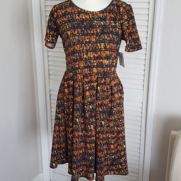 LuLaRoe Dresses & Skirts - NWT LulaRoe Dress, Amelia, Fit & Flare, Large